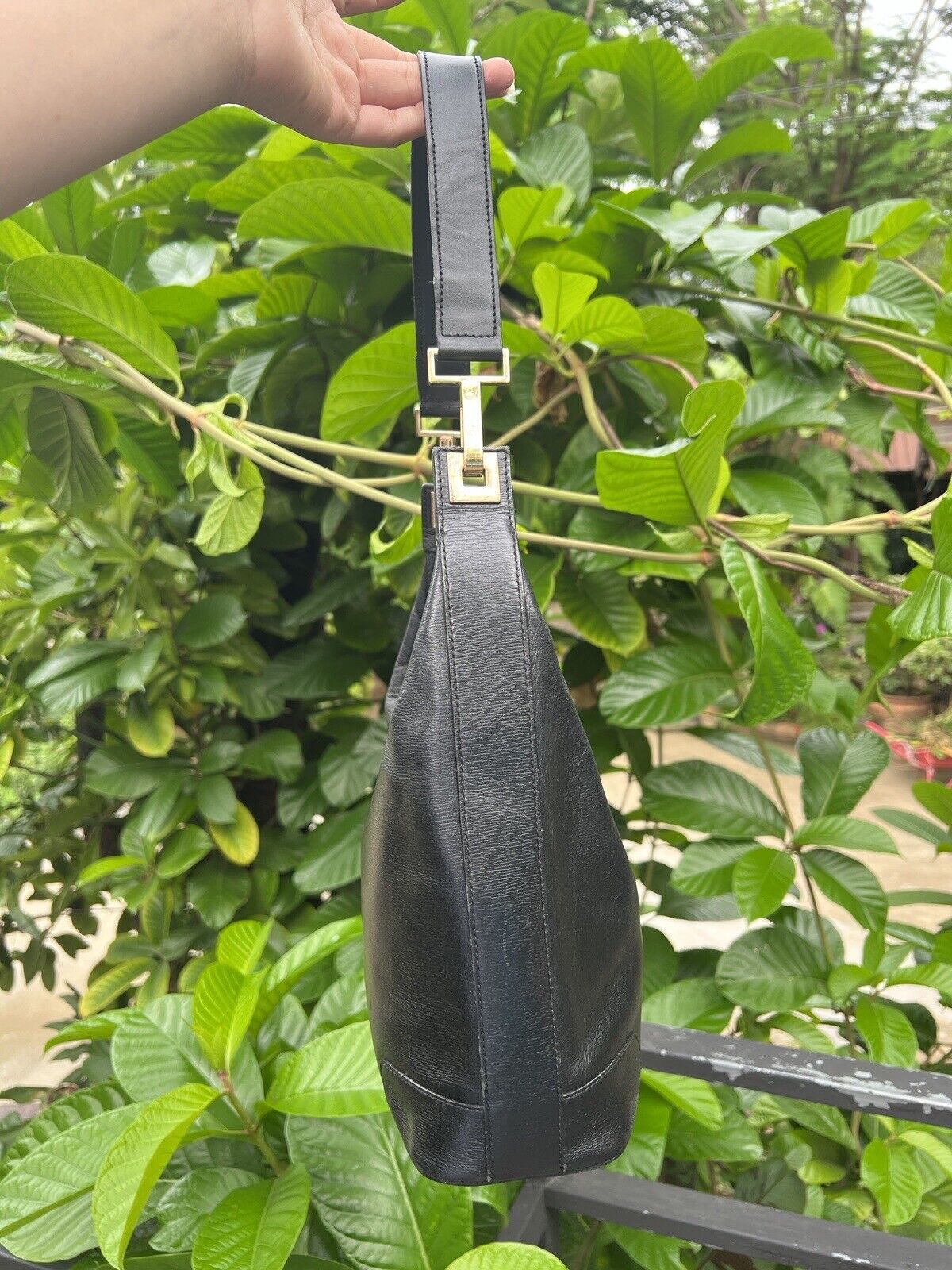 Authentic GUCCI Black Leather Tote bag - image 4