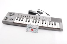 YAMAHA CS01 Classic Analog Mono Synthesizer 2...