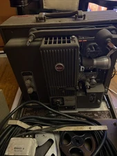 Kodak Pageant Vintage Sound Projector AV-085 Tested Working with Case & Bulb