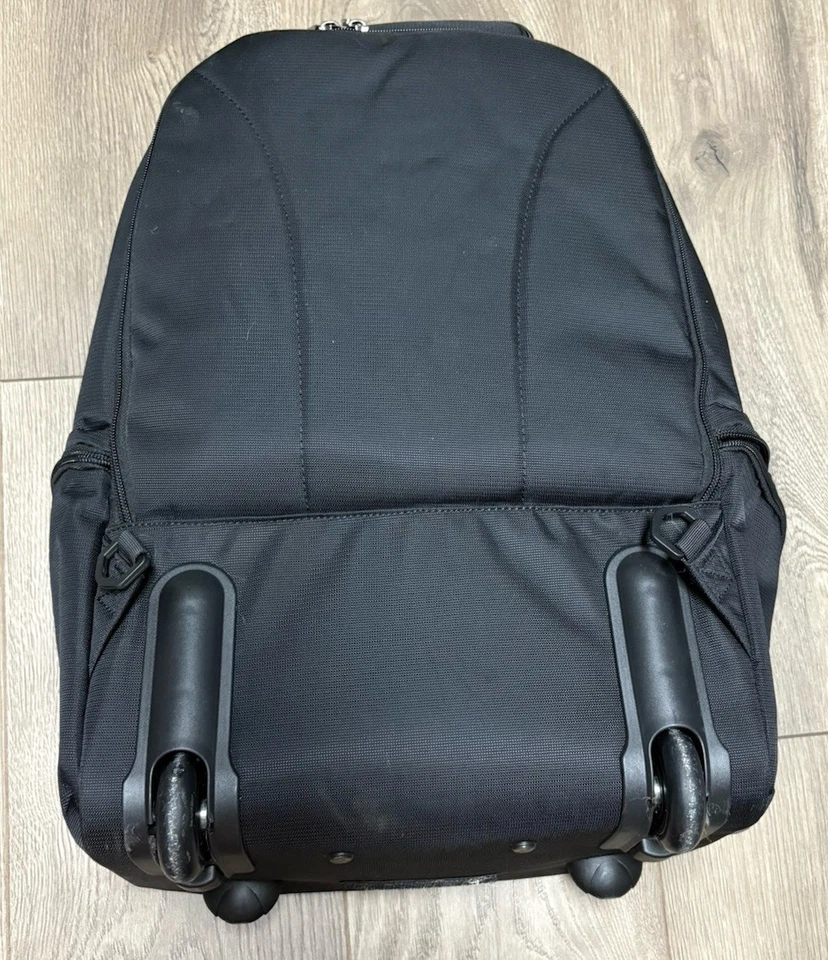 OIWAS Rolling Backpack /Travel Backpack with Wheels Carry On - Image 4 of 4