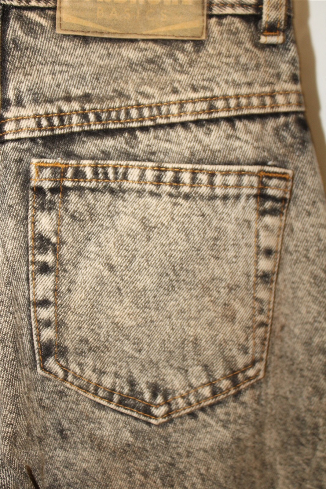 Picture 21 of 24