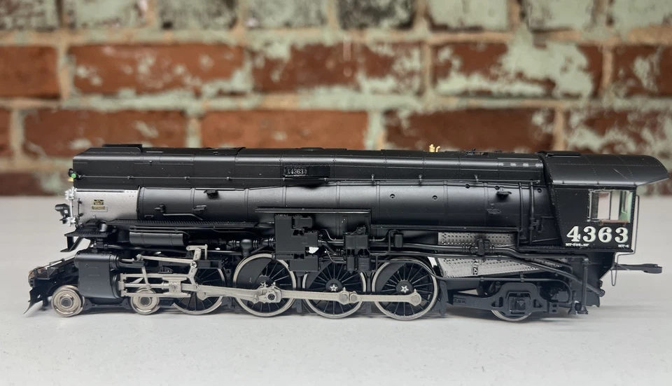 Athearn ATHG97062 Southern Pacific Mt-4 4-8-2 #4363 DCC/No Sound - Image 2 of 4
