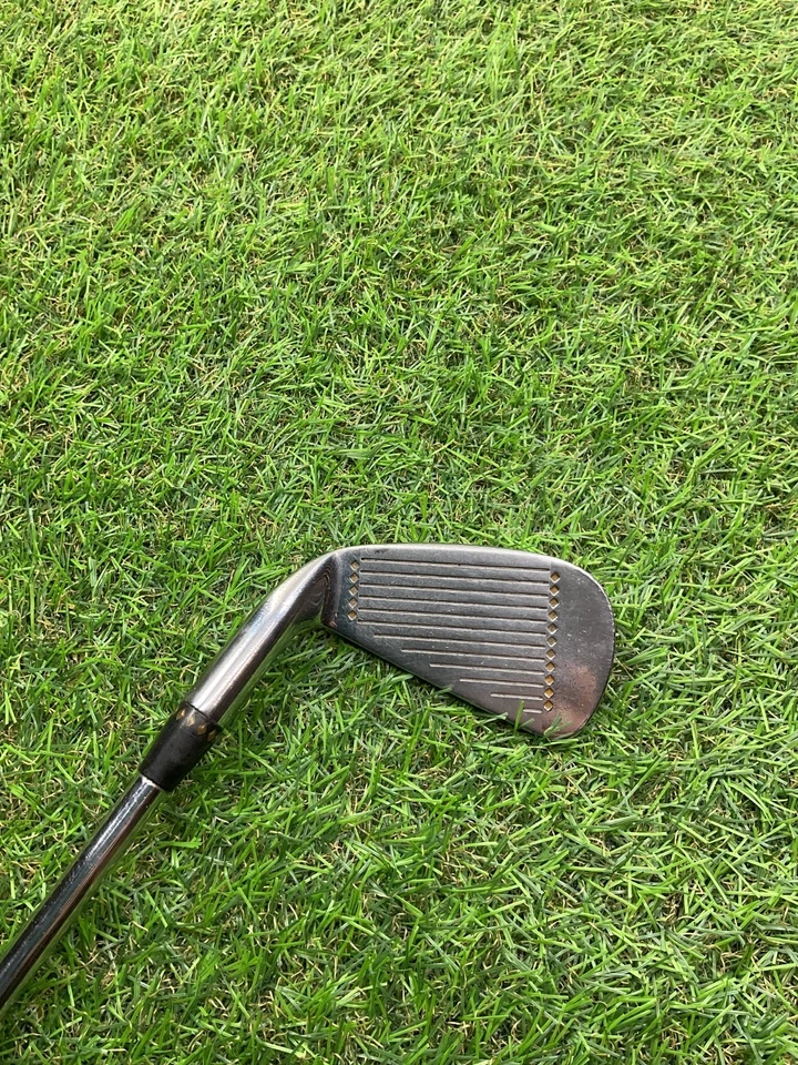 MacGregor VIP 4 Iron - Image 2 of 4