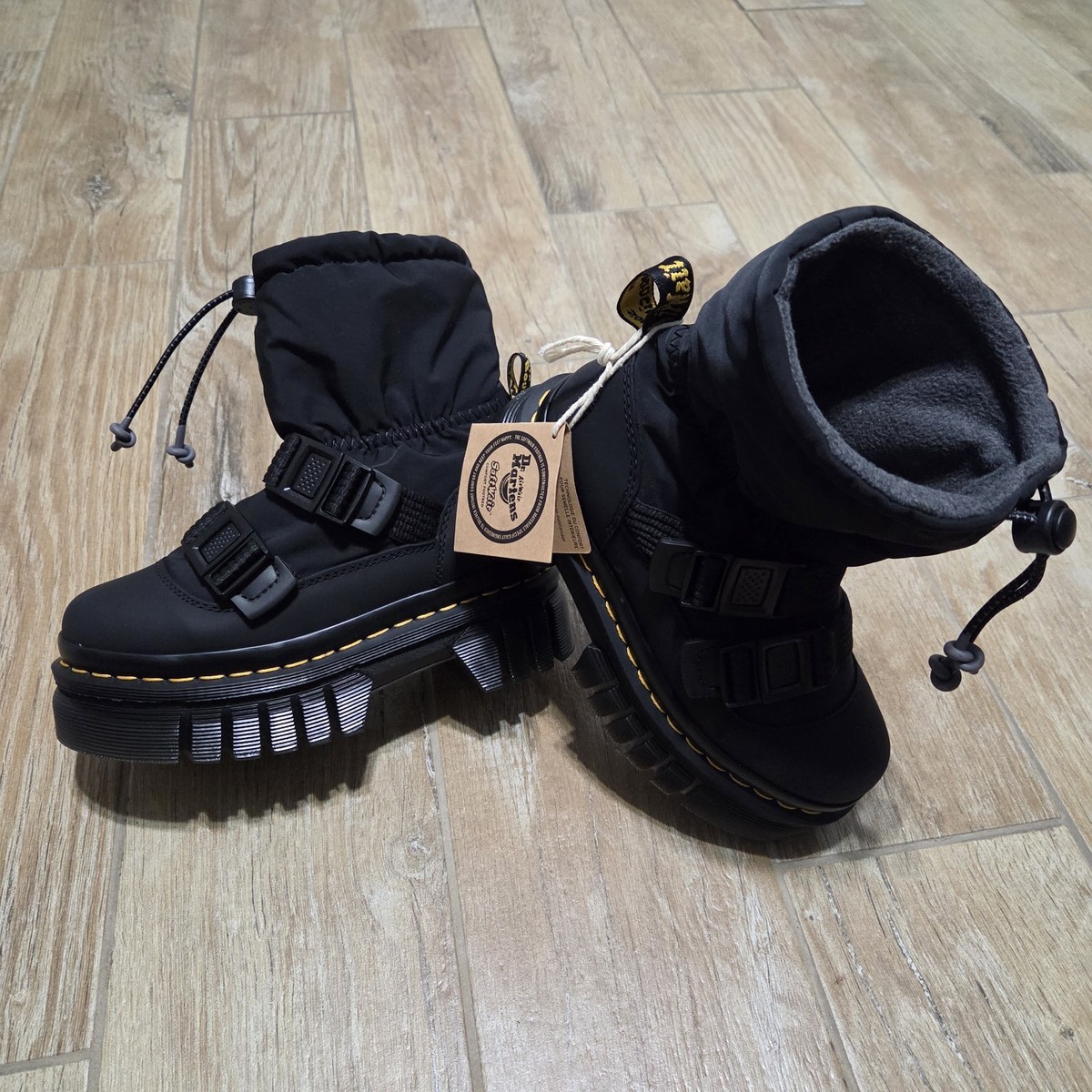 Dr. Martens Audrick Padded Lo Winter Boots Women's Sz 5 Platform