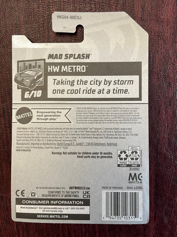 Hot Wheels Mad Splash HW Metro – 1/64 Scale Die-Cast Car, Yellow, 168/250 In Series - View #6