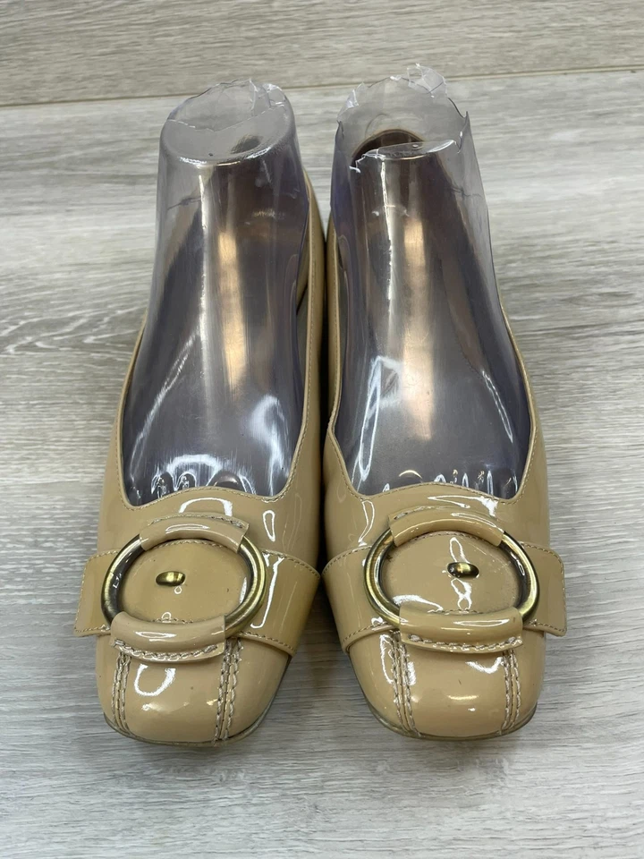 Cole Haan Mujer 8 Beige Ballet Charol Plano Cómodo Sin Cordones Foto 2 de 4