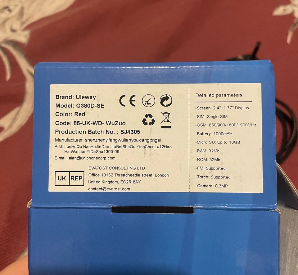 Uleway 2G G380D-SE Flip Phone for Seniors Large Buttons, SOS, Torch, FM Radio - Image 3 of 4