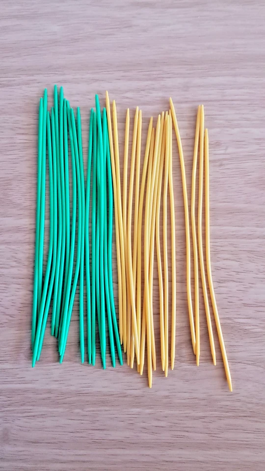 KER-PLUNK 1994 MB GAMES. 5 YEARS PLUS . COMPLETE & FAIR CONDITION. LID TATTY - Image 4 of 4