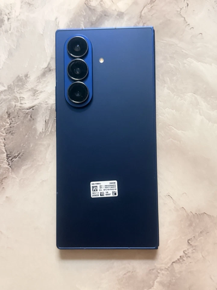 Samsung Galaxy Z Fold7 · 256GB, photo 3 of 4