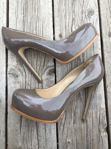 Kelsi Dagger Gray Patent Leather Pump 5” High Heels Shoes Size 8 Women’s - Zdjęcie 1 z 12