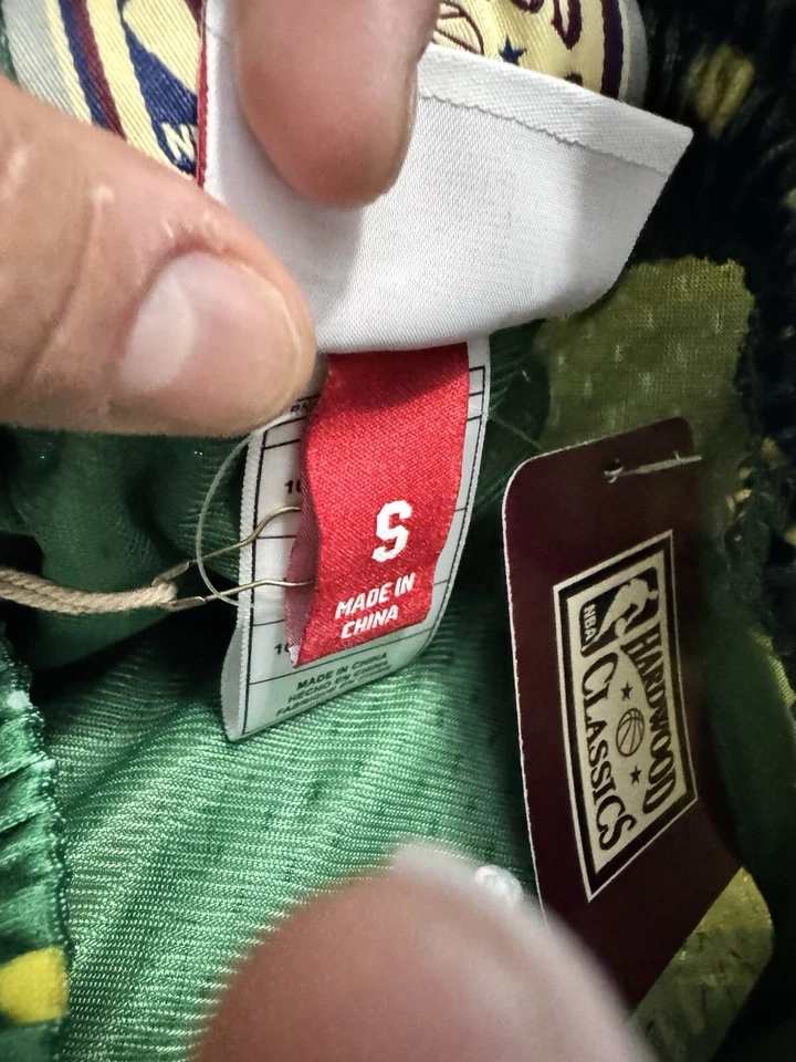 Seattle Supersonics Mitchell & Ness NBA Hyper Hoops 小号 Swingman 短裤 1994 — 第 4/4 张图片