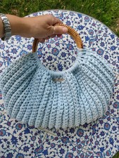 Borsa in Fettuccia all'uncinetto con manici in legno