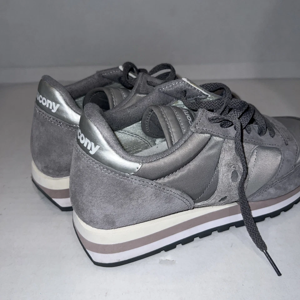 Tênis triplo Saucony Jazz cinza, tamanho 8 - Imagem 2 de 4