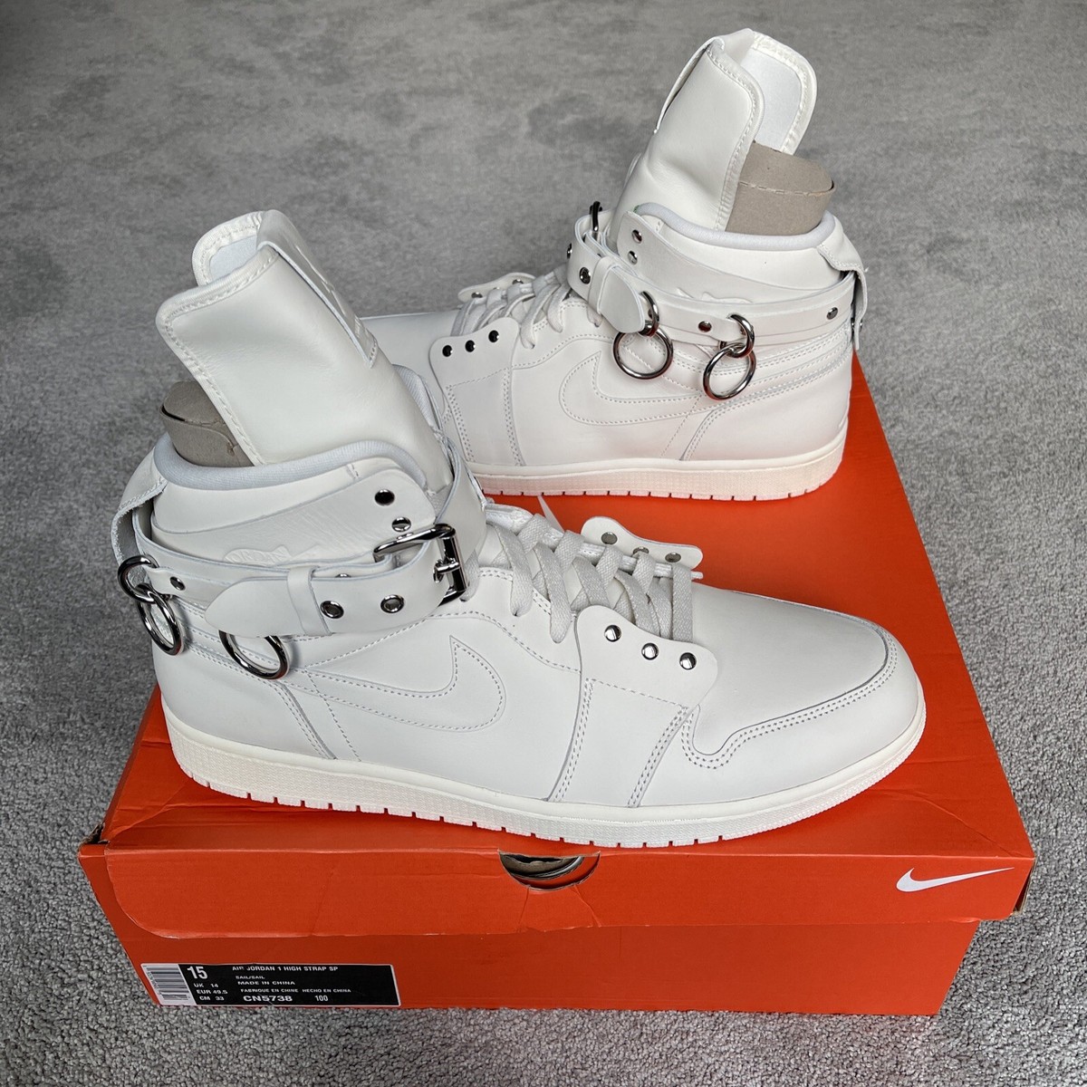 Nike Air Jordan x COMME des Garçons Retro 1 High OG White Nike Air Jordan x COMME des Garçons Retro 1 High OG White