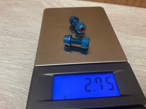 NOS TEC products light alloy cantilever straddle bridge bolt/groove set XTR M5x10mm - Picture 5 of 6
