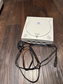 SEGA Dreamcast Console w/Controller & Power Cable -TESTED & WORKING VG Condition