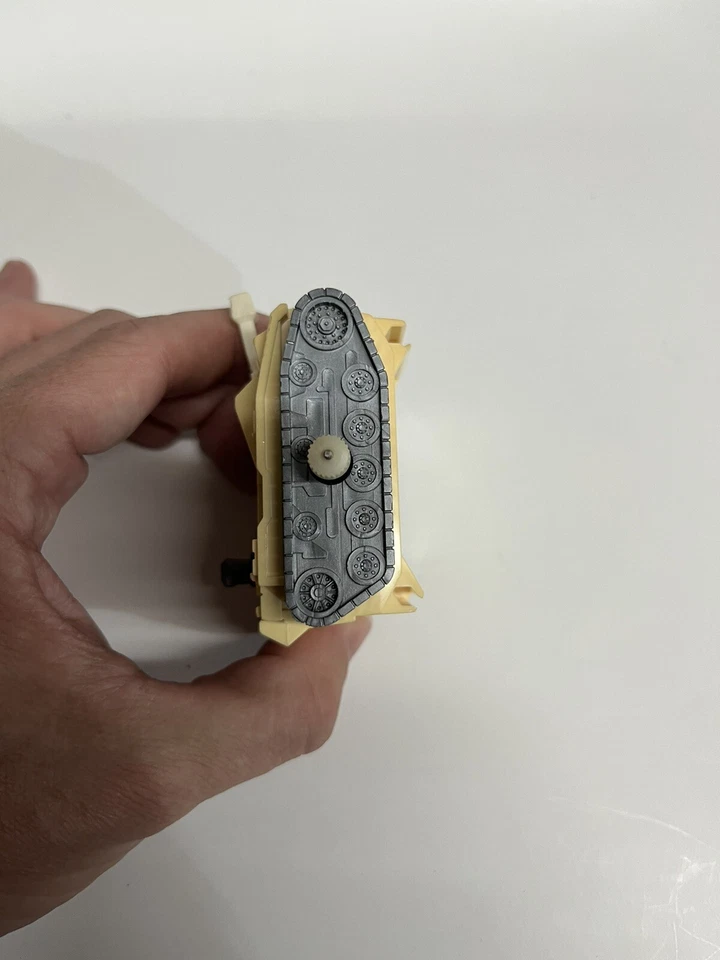 * 复古 Tomy Toys 发条坦克手表 电子游戏 玩具 军事太空 工作 无表带  — 第 3/4 张图片