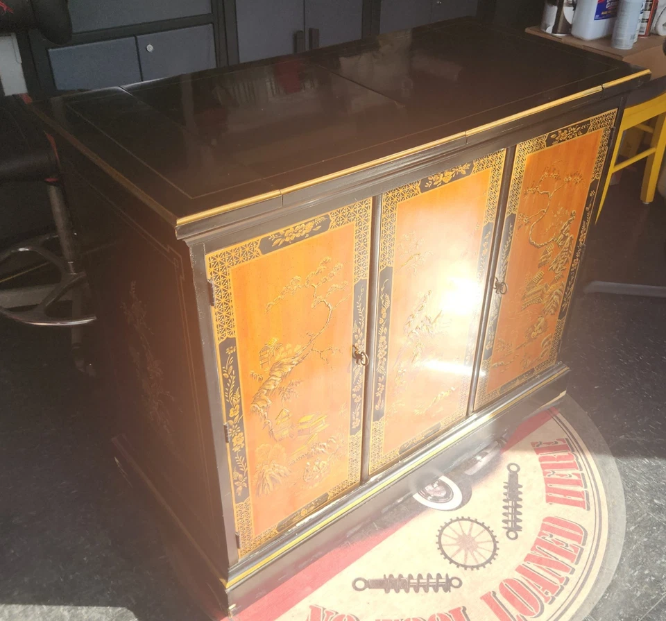 Servidor Drexel 'Et Cetera' Chinoiserie Flip Top Usado Foto 3 de 4