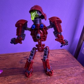 LEGO BIONICLE Vakama 8601 Toa Metru Complete Set 48 Pieces Canister 2004