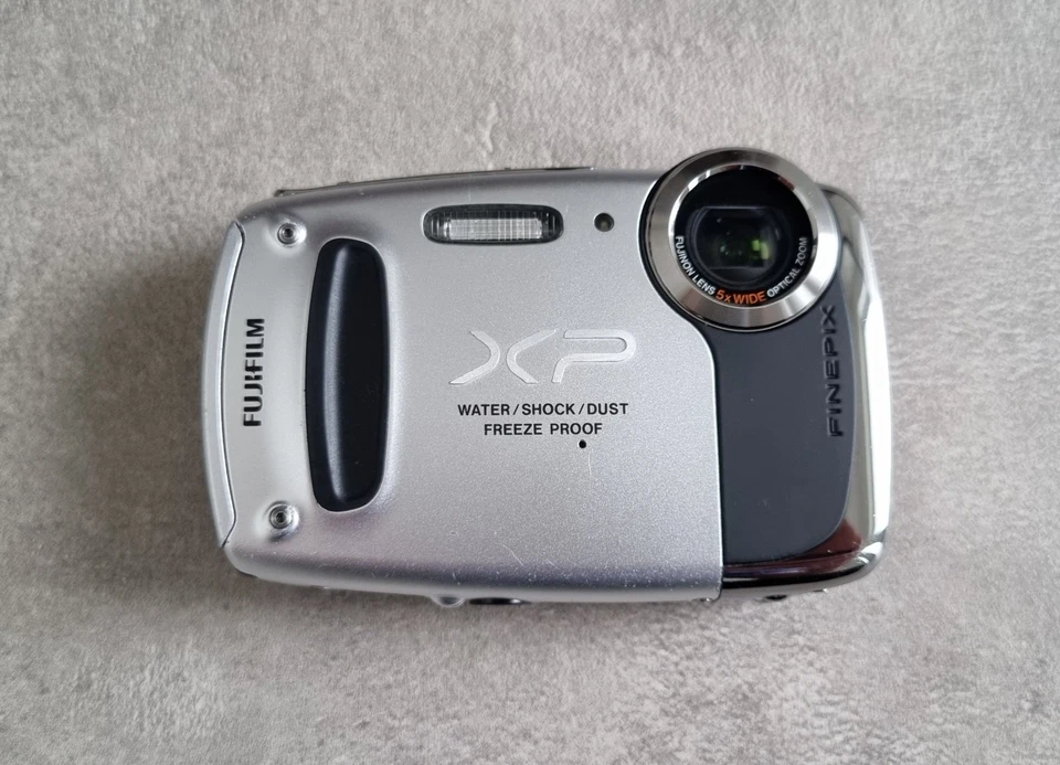 Fujifilm FinePix XP50 Unterwasser Kamera Action Outdoor Cam Set 14 MP 5xZoom TOP - Bild 4 von 4