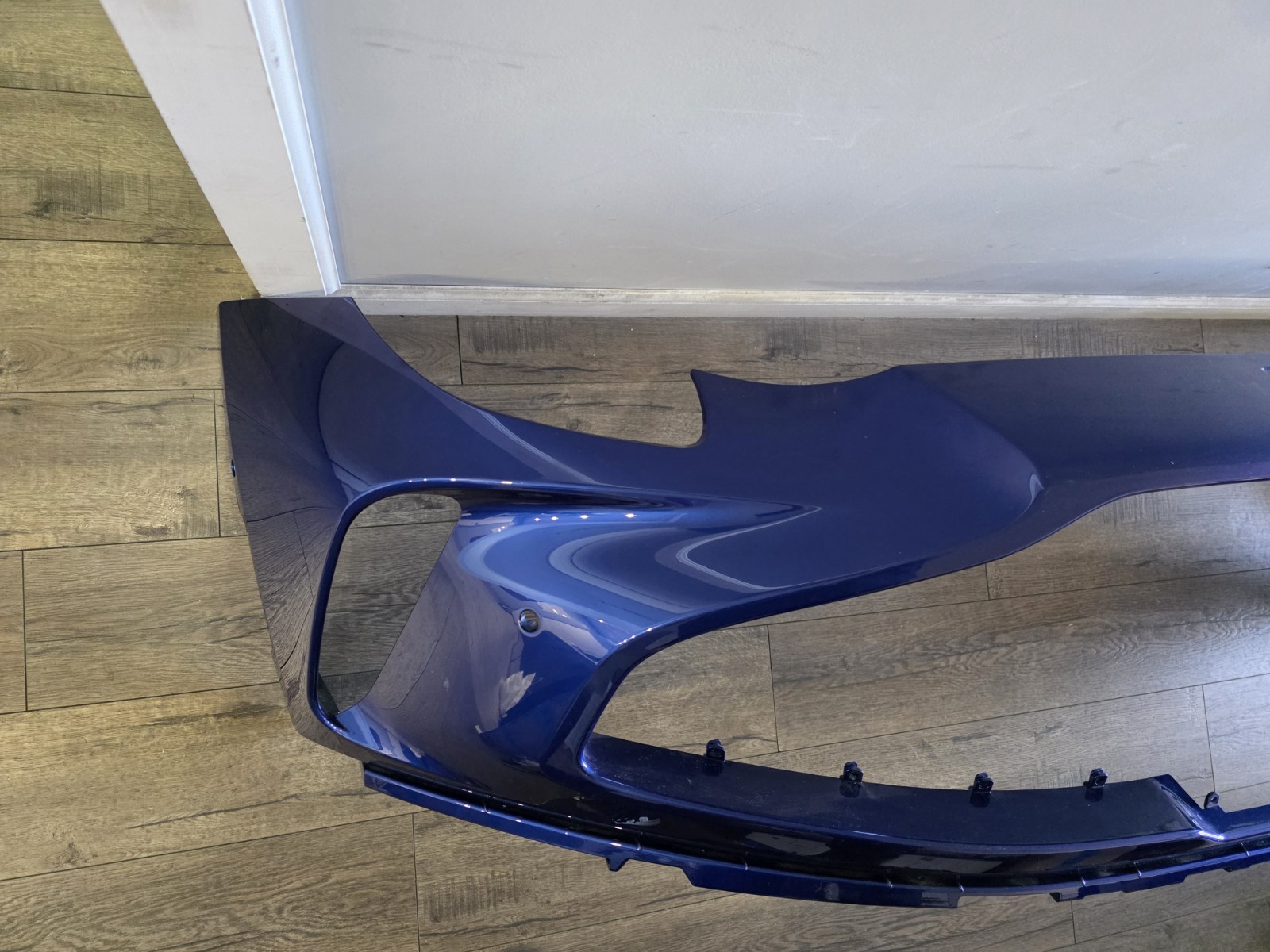 ASTON MARTIN VANTAGE FRONT BUMPER OEM 2025 RY63-17D957