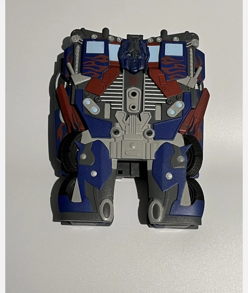 Transformers DVD Special Edition 2 Discs Optimus Prime Transforming Package - Image 4 of 4
