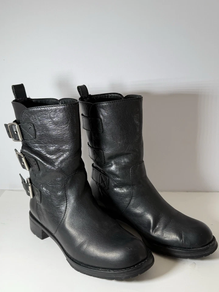 Donna Karan NY Bota Negra Medio Pantorrilla Cuero Motocicleta 3 Hebillas Rara con -Talla 8.5 Foto 3 de 4