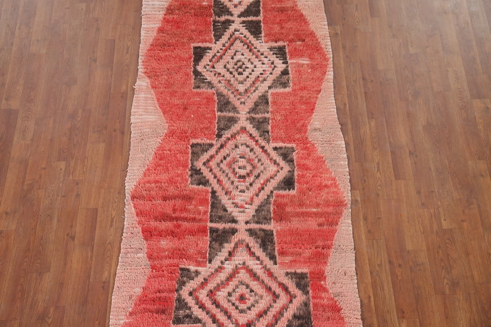 Alfombra de corredor tribal semiantigua geométrica marroquí de 10 pies 3'x10' lana hecha a mano Foto 3 de 4