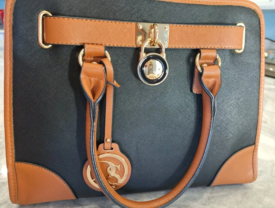 Dasein Brown/black Shoulder Or Handheld Gold Chain Hardware Handbag Beaut Medium - Image 4 of 4