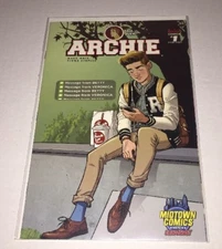 Archie Comics- ARCHIE #1  Midtown Comics VARIANT COVER NM/Unread