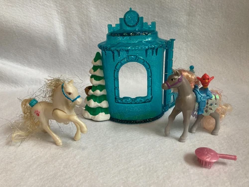 Littlest Pet Shop   ICE PALACE  Sparkling Pony Pair  Vintage  Kenner   HTF Set