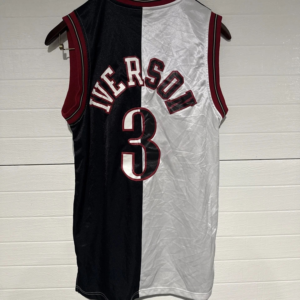 Allen Iverson Authentic Reebok Split Black White 76ers Jersey, Size 44 Vintage - Image 4 of 4