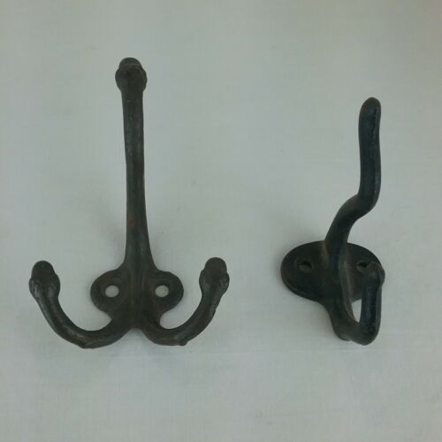 LOT of 2 Vintage Cast Iron Coat Hooks - Picture 1 of 3