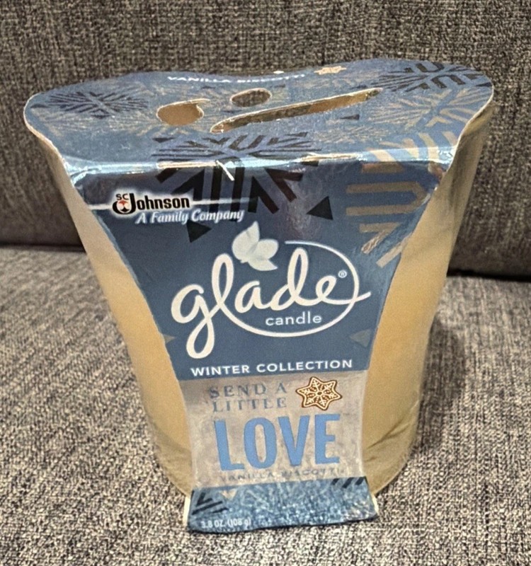 NEW 2015 VANILLA BISCOTTI GLADE CANDLE WINTER COLLECTION SEND A LITTLE LOVE