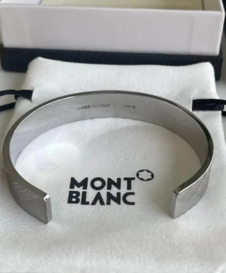 Montblanc Extreme 3.0 Silver Bangle Bracelet – Stainless Steel – Full Box New - Image 3 of 4