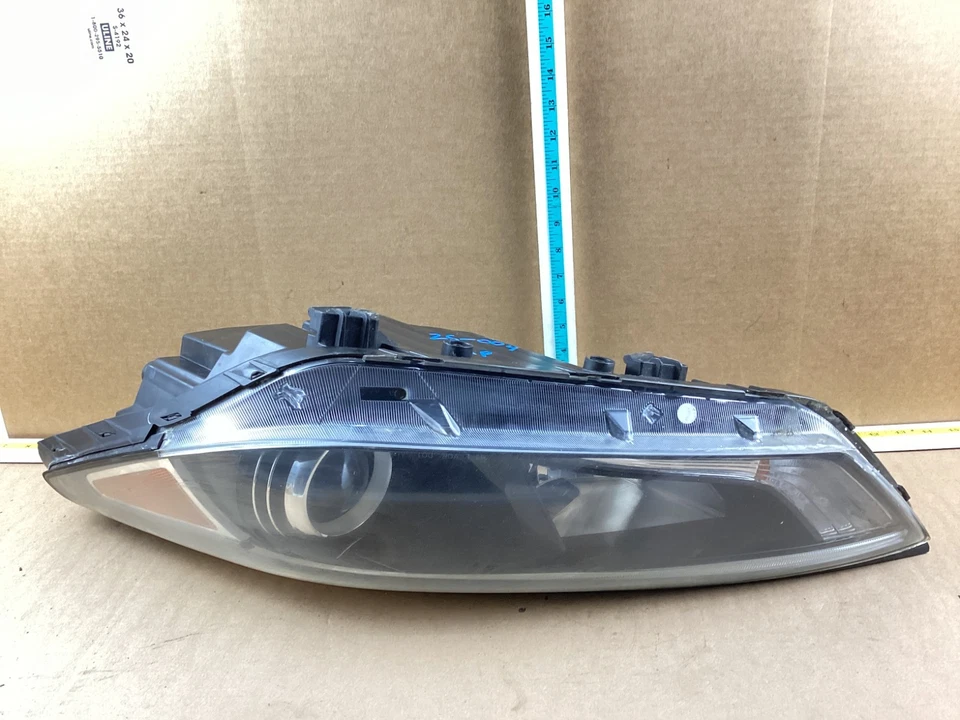 2016-2018 Hyundai Tucson Driver Side LH Headlight OEM - Image 3 of 4