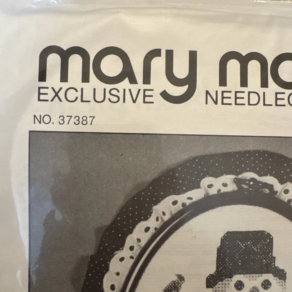 Vtg Mary Maxim Needlepoint NO 37387 Snowman Exclusive Needlecraft Kit T - Image 3 of 4