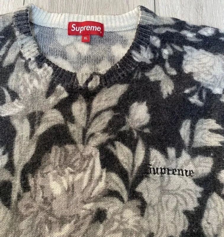 Pull angora SS19 Supreme imprimé floral laine d'agneau noir taille XL noir pull