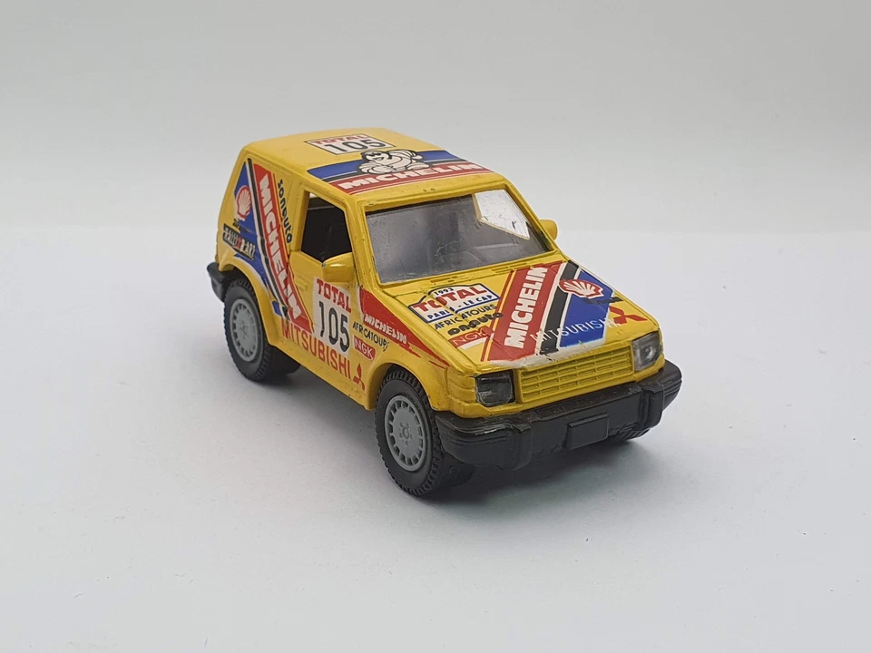 Mitsubishi Montero Guisval 1/43 - Immagine 4 di 4