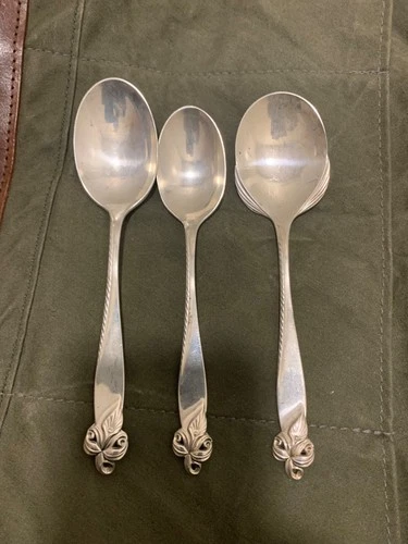 Wallace Silver's "Orchid Elegance" pattern sterling silver  spoons Lot of 3