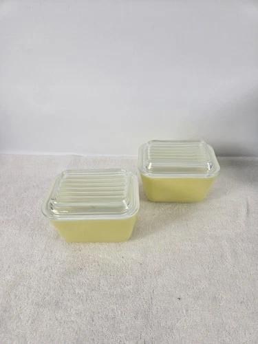 Pyrex Vintage Casserole With Lid Small Chip