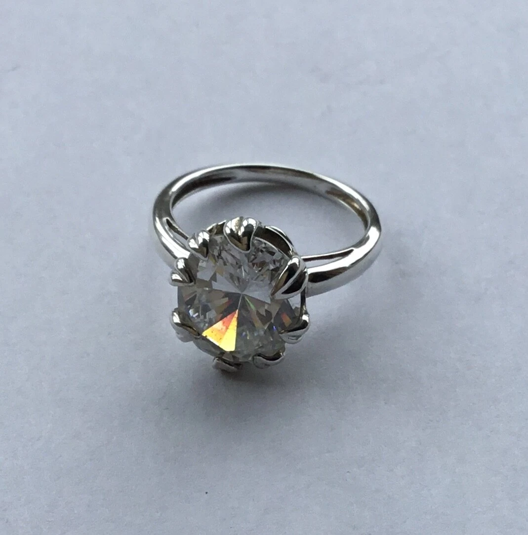 Diamonique 5ct tw Leaf Set Solitaire Ring 925 Sterling Silver SIZE