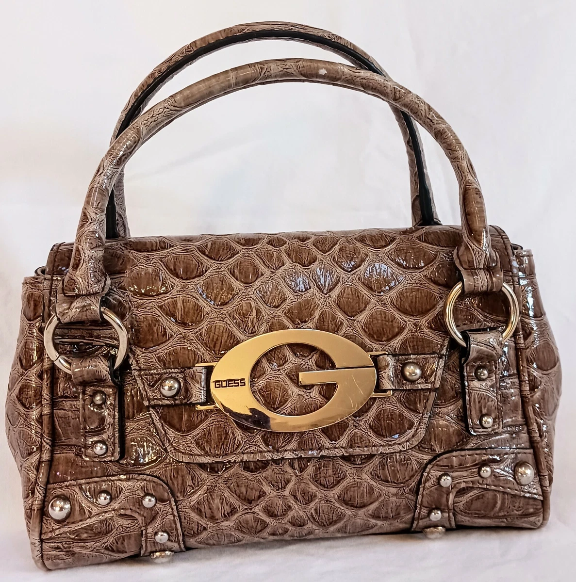Buckle guess purse sale