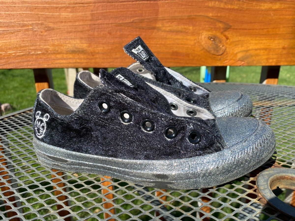 Size 5 - Converse Miley Cyrus x Chuck Taylor All Star Ox