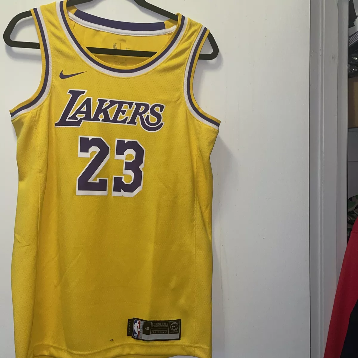 Nike Mens LeBron James Lakers Swingman Jersey - Amarillo/White Size S