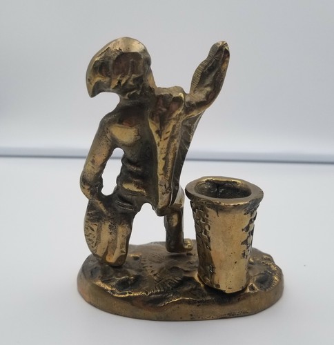 Vintage Figural Brass Match Holder & Striker w/ Fisherman Fish & Basket ~ Unique - 第 7/12 張圖片