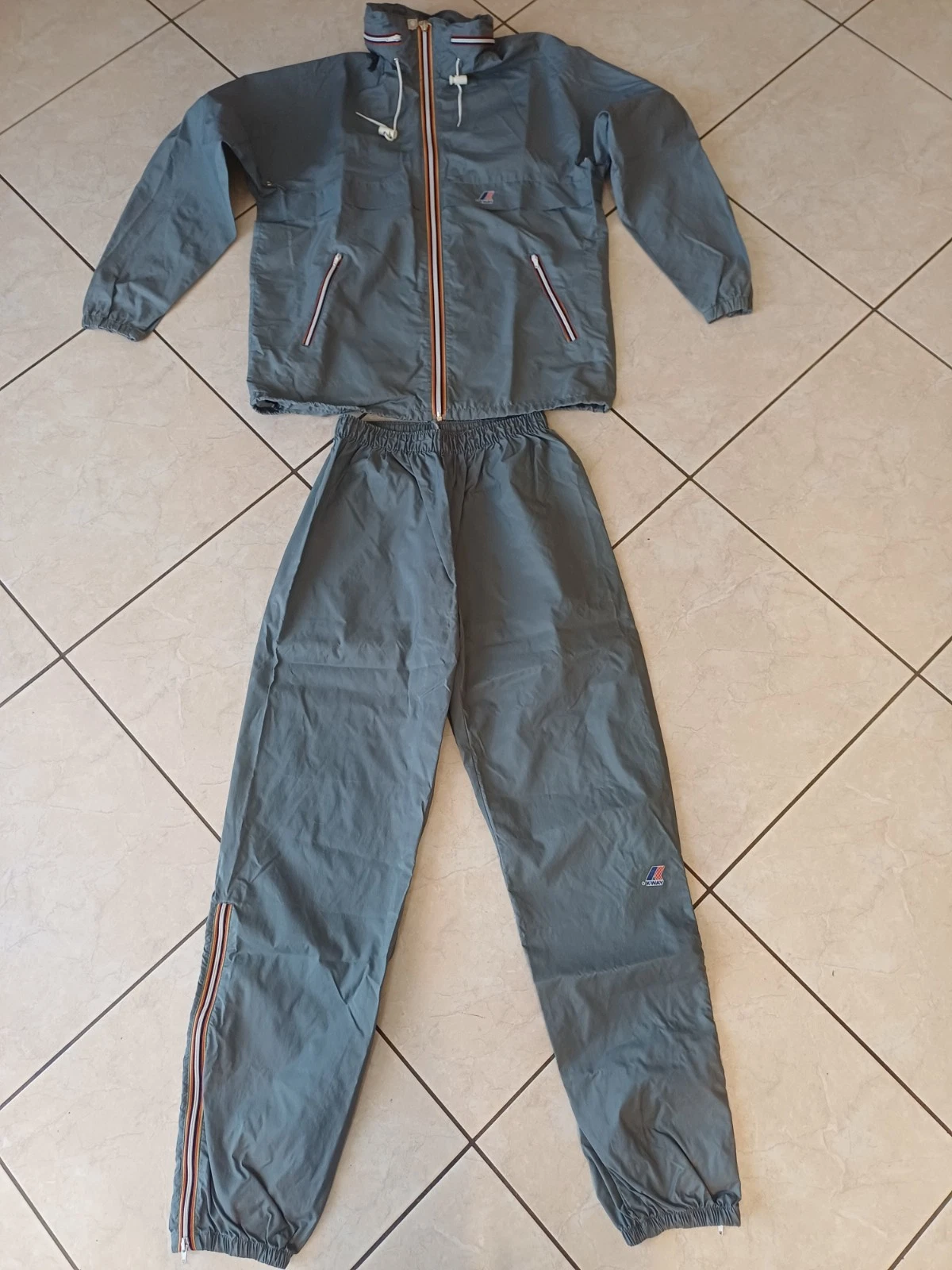 K-way  Vintage  Completo Taglia XL (7 K-way) Giacca- (8 K-way) Pantalone