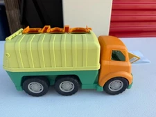 Gigglescape Recycling Truck