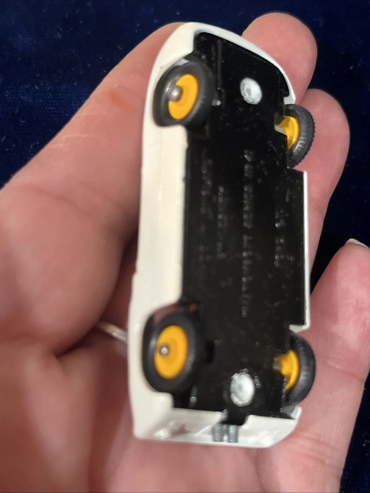 Lesney Matchbox No. Ford G.T. 41 #9 1965 blanco/azul - con caja hecha en Inglaterra Foto 2 de 4