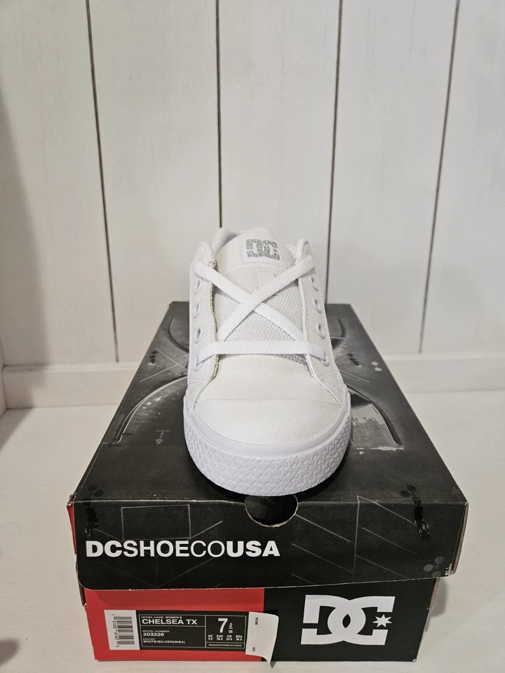 DC Chelsea TX Women's White/silver Size 7 - Image 2 of 4